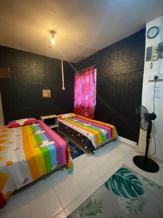 Pesona Backpackers Inn Kota Bharu Dış mekan fotoğraf