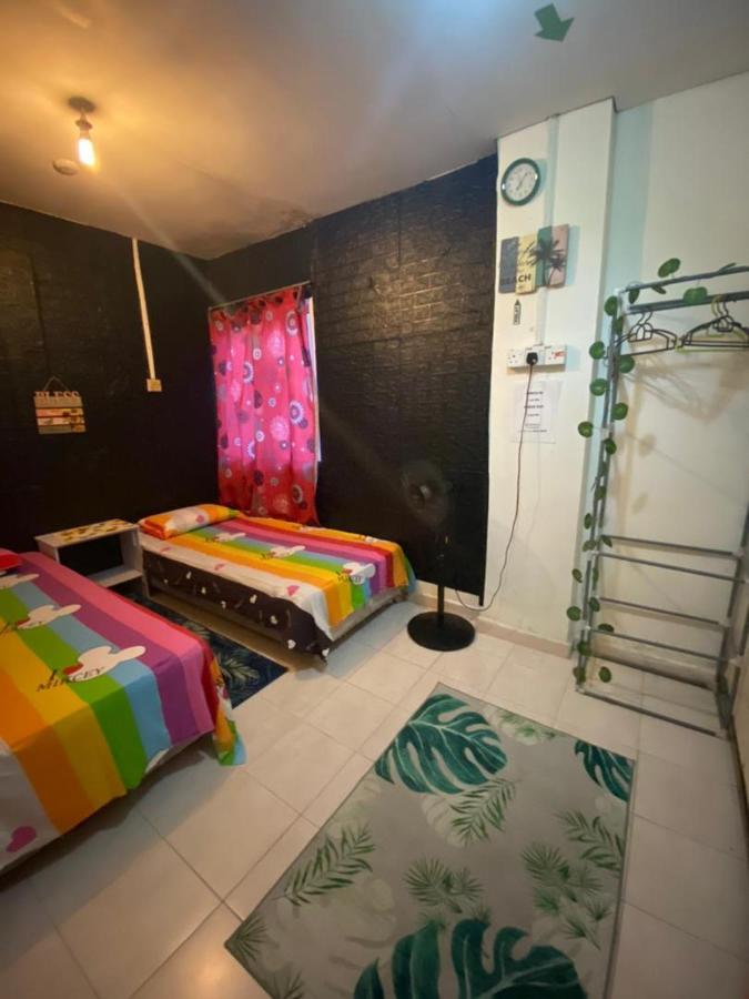 Pesona Backpackers Inn Kota Bharu Dış mekan fotoğraf